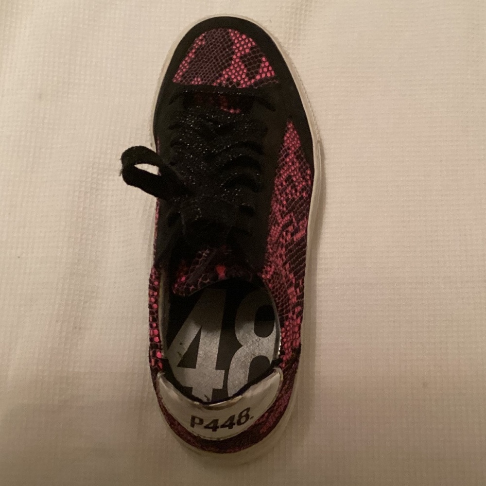 ✨P448 Pink Snake Skin Shoes✨ - Picture 6 of 11